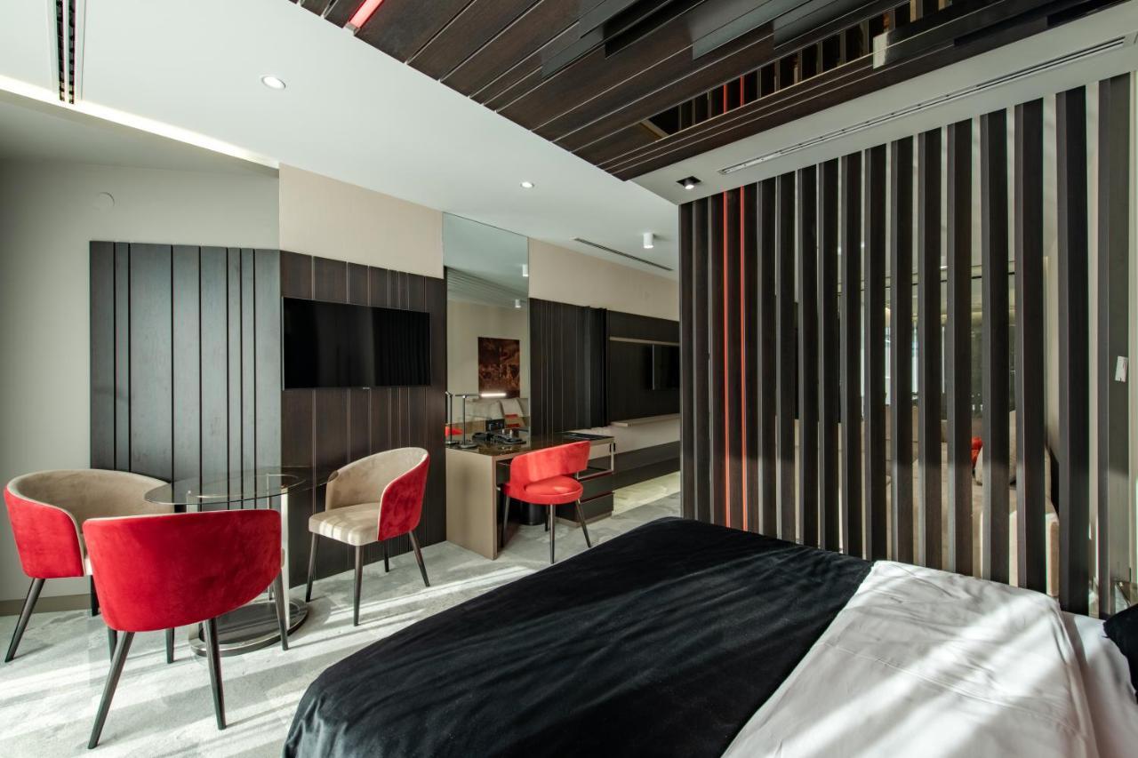 Hotel Ženeva Lux Kragujevac Exteriér fotografie