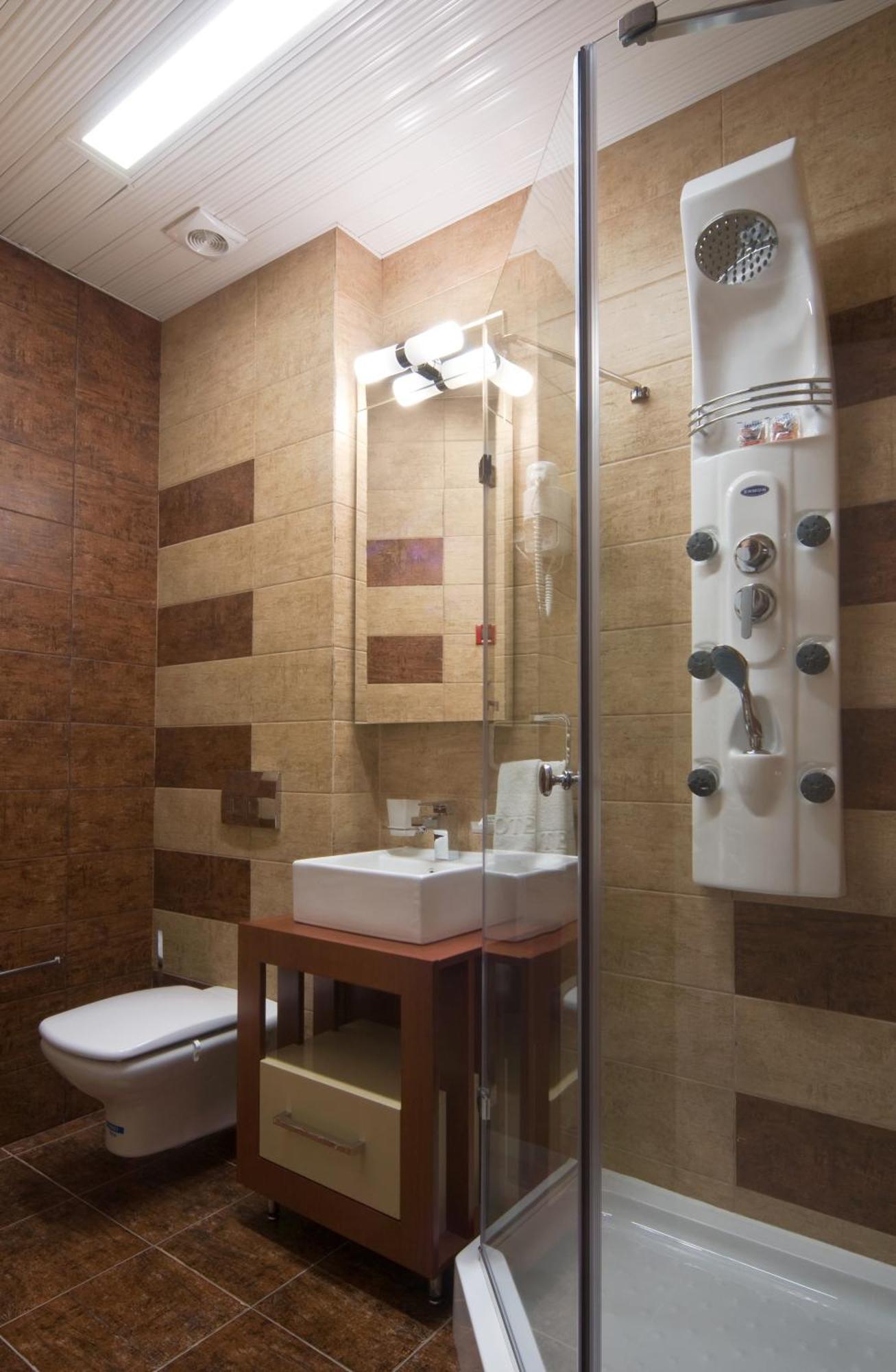 Hotel Ženeva Lux Kragujevac Exteriér fotografie