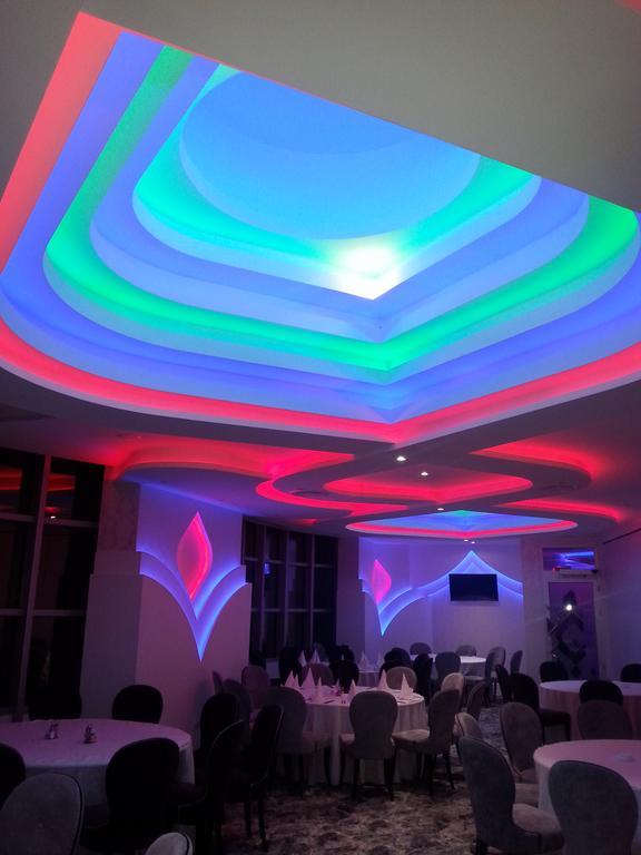 Hotel Ženeva Lux Kragujevac Exteriér fotografie